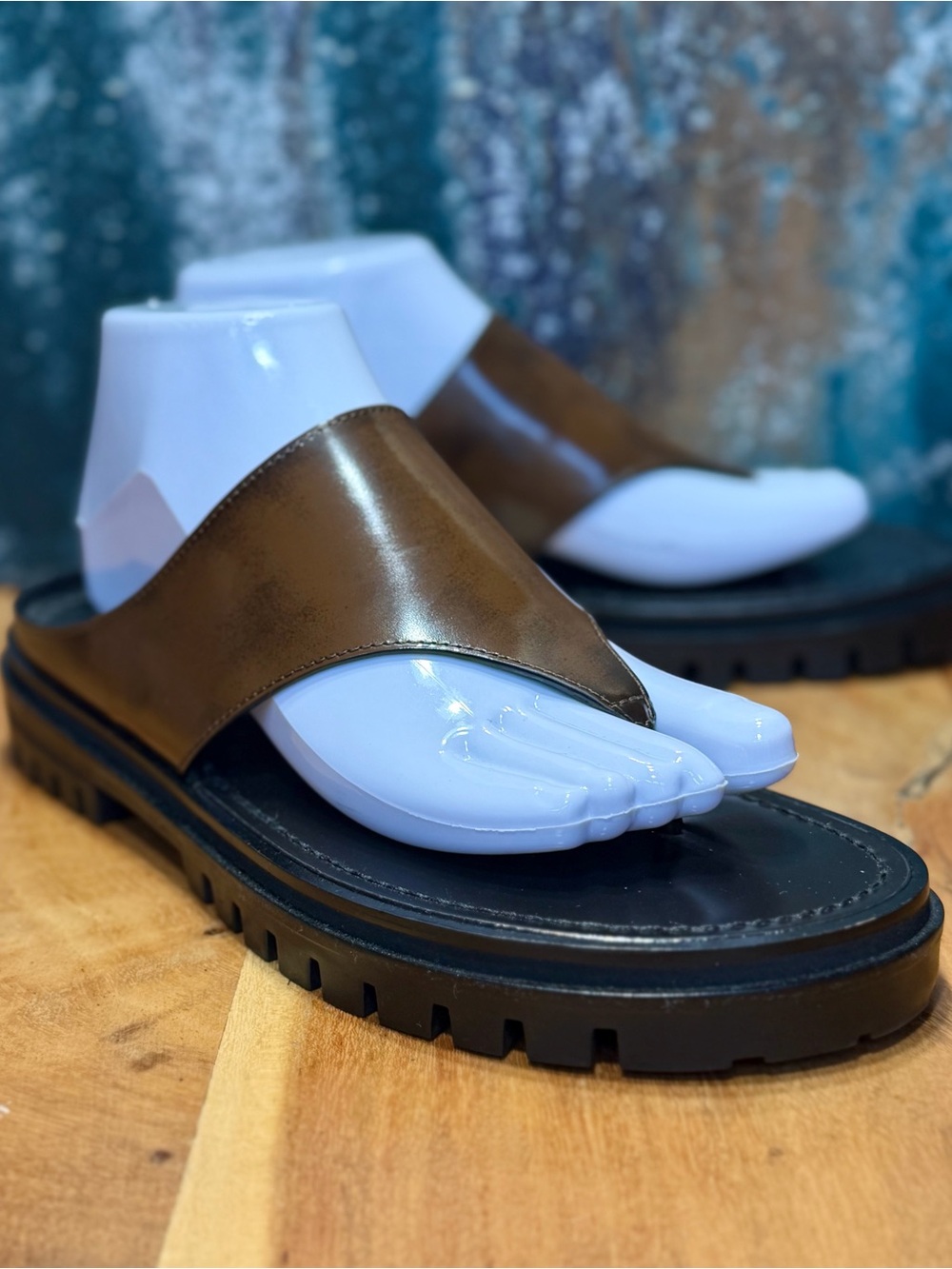 Zara Deadstock Leatherโ Track Sole Thong Slide Sandals Brown NWT Size 7.5